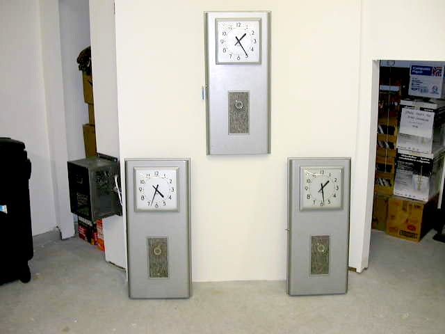 3 master clocks